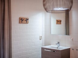 Child-friendly House With 2 Bathrooms, on a Holiday Park at the Vrache