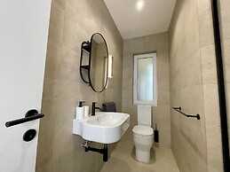 Bugibba Square Seafront LUX Apartments