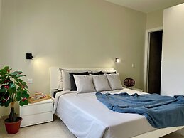 Bugibba Square Seafront LUX Apartments