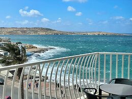 Bugibba Square Seafront LUX Apartments