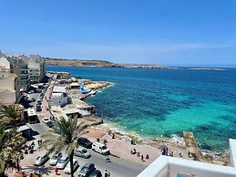 Bugibba Square Seafront LUX Apartments