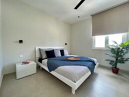 Bugibba Square Seafront LUX Apartments