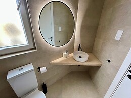 Bugibba Square Seafront LUX Apartments