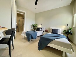 Bugibba Square Seafront LUX Apartments