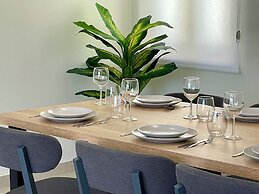 Bugibba Square Seafront LUX Apartments