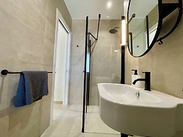 Bugibba Square Seafront LUX Apartments