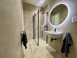 Bugibba Square Seafront LUX Apartments