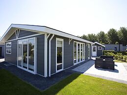 Comfortable Chalet With Dishwasher, on a Holiday Park, 25 km. From Ams