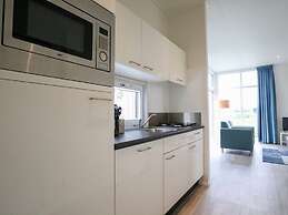 Modern Holiday Home With Dishwasher