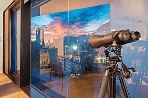 2BR Designer Condo East Downtown Austin