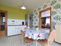 Welcoming Holiday Home With Large Garden