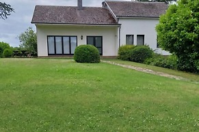 Welcoming Holiday Home With Large Garden
