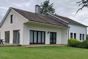 Welcoming Holiday Home With Large Garden