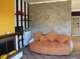 Belvilla by OYO Madonnina Dodici