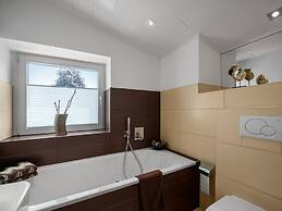 Lavish Holiday Home in Bad Munstereifel With Sauna