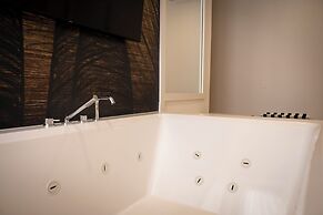 Monumental Luxury Rooms