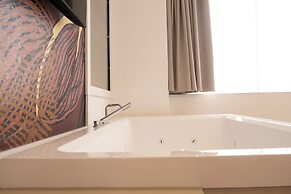 Monumental Luxury Rooms