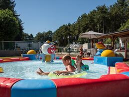 Nice Chalet With Microwave, 39 km. From Antwerp