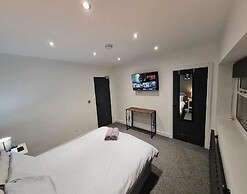 Holiday Home Near Mumbles Pier