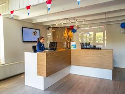 Modern Holiday Home in Velsen-zuid