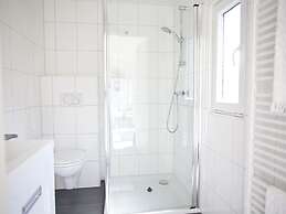 Modern Holiday Home in Velsen-zuid