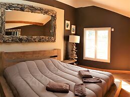 Luxurious Villa With Private spa Near Beach
