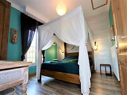 Luxurious Villa With Private spa Near Beach