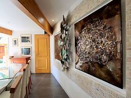 Luxurious Villa With Private spa Near Beach