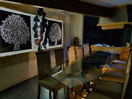 Luxurious Villa With Private spa Near Beach