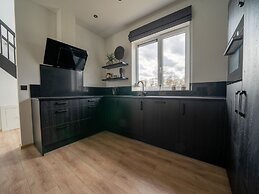 Luxury Villa With Dishwasher