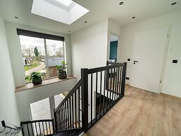 Luxury Villa With Dishwasher