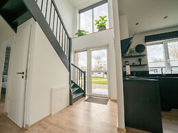 Luxury Villa With Dishwasher