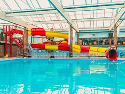 Comfy Chalet With Dishwasher Near the Beach