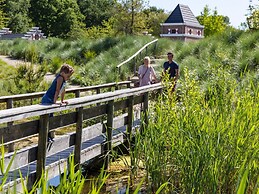 Comfy Chalet With Dishwasher Near the Beach