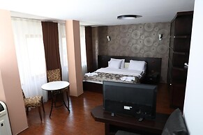 Bruti Hotel