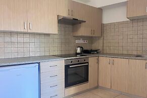 Phaedrus Living: Hoopoe Residencies 103