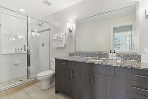 Kasa Hollywood Ft. Lauderdale