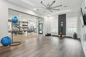 Kasa Hollywood Ft. Lauderdale