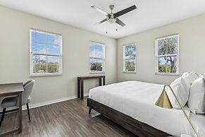 Kasa Hollywood Ft. Lauderdale