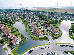 Modern Lodge With Dishwasher, in a Holiday Park, 1 km. From the Beach