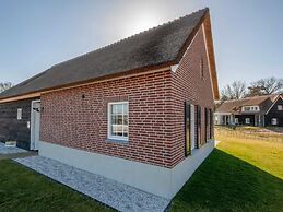 Thatched Villa on a Holiday Park