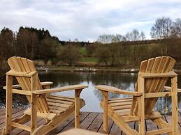 Nice Room in a Natural Resort Near Neufchateau