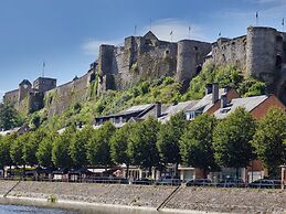 Nice Room in a Natural Resort Near Neufchateau