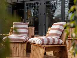 Nice Room in a Natural Resort Near Neufchateau