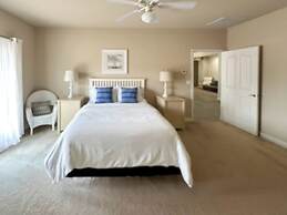 Upstay -10 Waterfront Mansion with Jetty