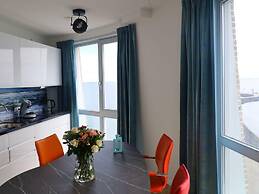Beautiful Apartment With sea View