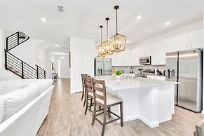 Upstay 19 Resort Home Pool HotTub Disney