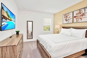 Upstay 19 Resort Home Pool HotTub Disney