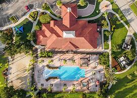 Upstay - Guest Home w Cinema Theme Rooms