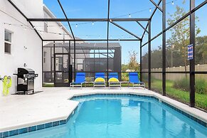 Upstay - Guest Home w Cinema Theme Rooms